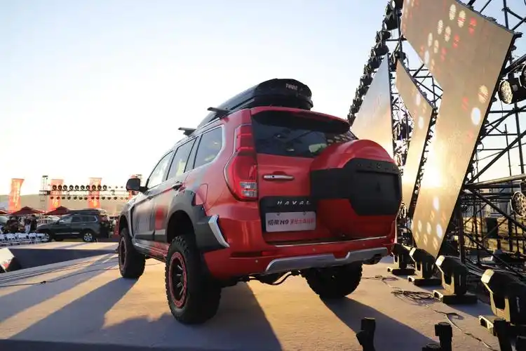 哈弗h9罗伦士改装版正式亮相 越野性能进一步提升