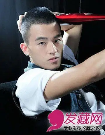 唱战记欧豪发型圆头不羁的眼神展现个性8