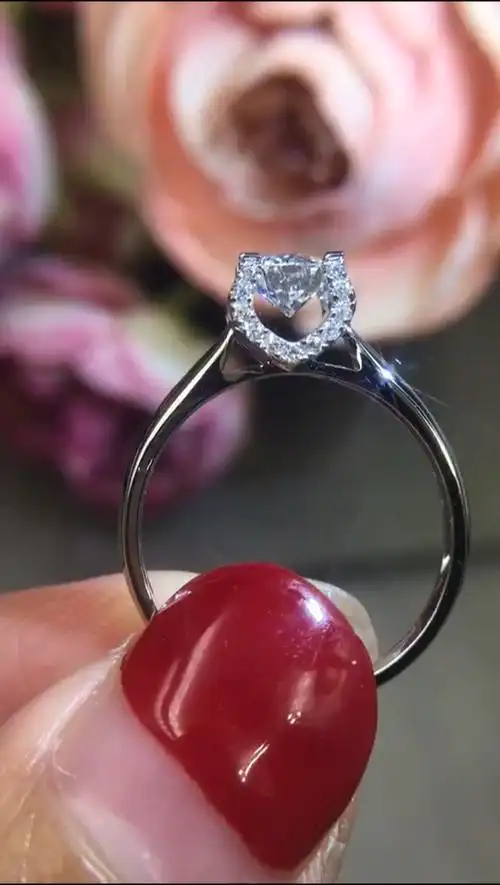 50份卡地亚牛头钻戒95