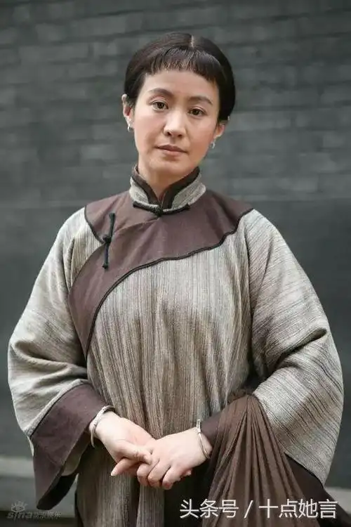 剧雪,冯小刚眼中"不说话,就能让男人,为她上刀山下火海"!