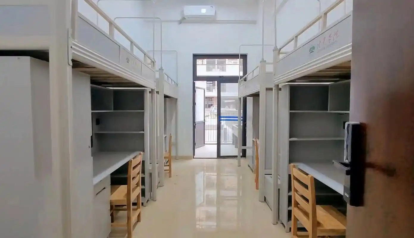 龙岩学院新宿舍    龙岩学院新宿舍豪华四人间96