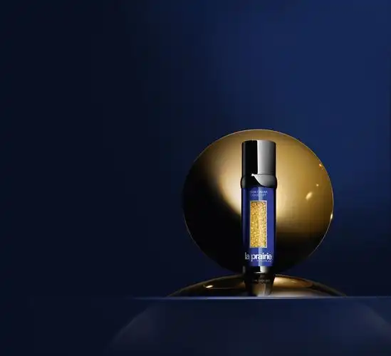 经典赋新 莱珀妮 鱼子精华琼贵紧颜液