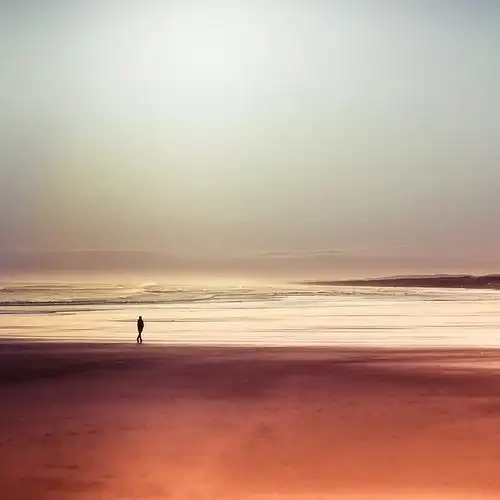 qq空间意境图片素材人生不止寂寞不已