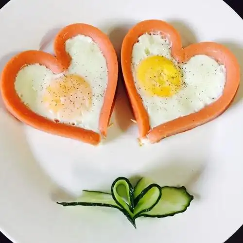 暖暖0321做的心形香肠荷包蛋
