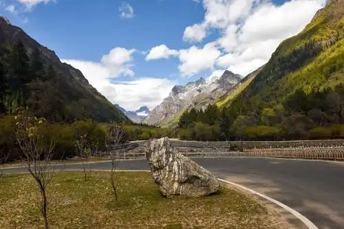 四川成都川西自驾游(3)---四姑娘山,宽窄巷,成都人民公园,洛带古镇