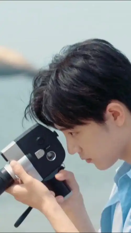 肖战的#这个回头有点上头啊