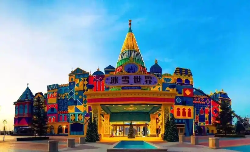 郑州的第一场雪来了,就在本周日银基冰雪世界!