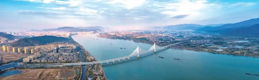 现代版富春山居图的幸福图景专访杭州市富阳区委副书记代区长马利阳