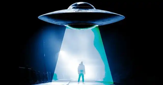 近1600页ufo报告,美国猜想外星人技术,或能超光速飞行