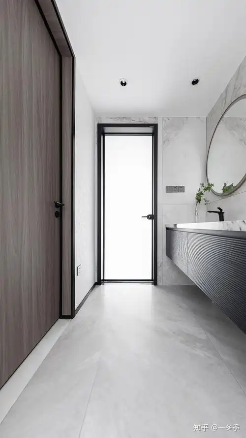 ③ 不利卫生:入户门是家里通风的地方,而卫生间容易滋生细菌,如果正对