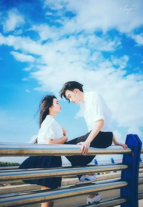 暧昧是爱情最好的状态那些点到为止的心动美好的令人难忘夏末的时候拍