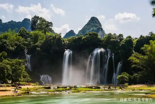 广西夏季热门旅游景点  德天瀑布旅游攻略 免费语音导游