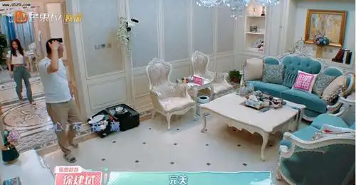 走进徐璐豪宅宫廷风格尽显梦幻之感情侣之间车内有趣互动