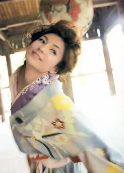 迪迦奥特曼女主角丽娜居然下海了从著名演员沦为风月片演员