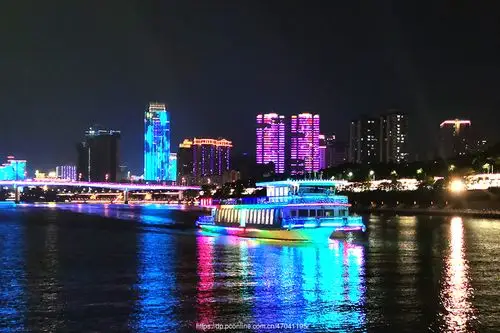 夜游南宁邕江