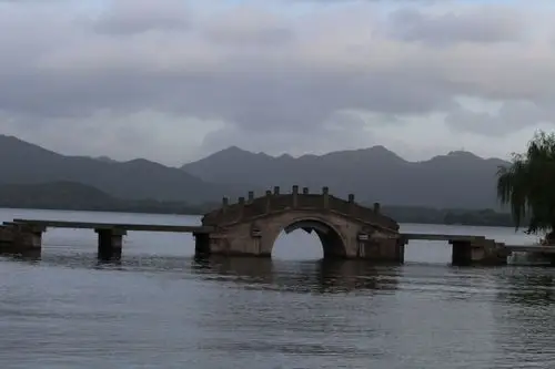 西湖,雷锋塔,断桥美的传说……摄于杭州