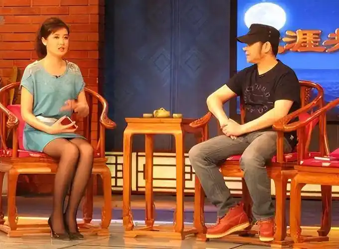 桑晨:"被迫"成为央视主持人,人气不及李红,却是央视资深元老_时候