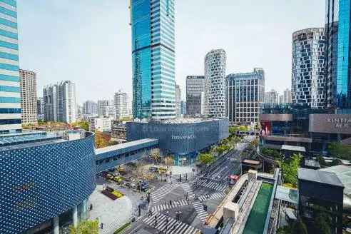 香港广场写字楼出租,淮海中路核心区品质楼盘出租—上海卢湾区办公室