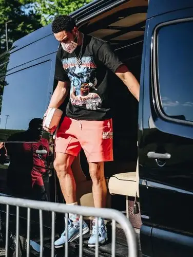 美式球员(穿搭)或将成为球场的全员恶人 - 什么是美式球员英语 - 实验