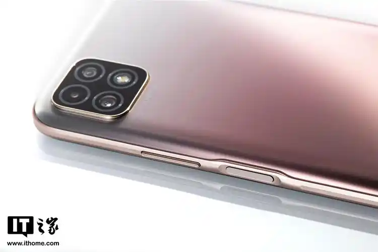 【it之家开箱】华为畅享 20 晨曦金,樱雪晴空图赏