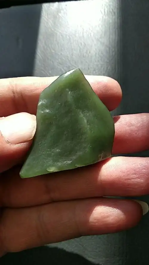 和田玉戈壁料原石,收藏级极品青玉.