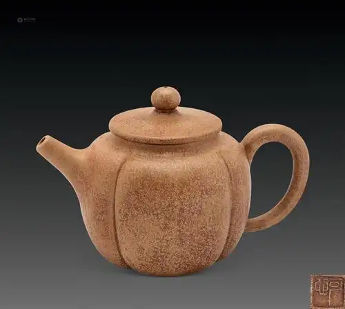 0701朱可心制段泥四瓣瓜棱紫砂壶