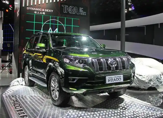 新款霸道改款归来预售26万更新25混动引擎搭四驱cvt真霸气