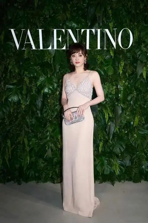 蒋勤勤说对了从变美的孙俪身上我看到了娱乐圈残酷的真相