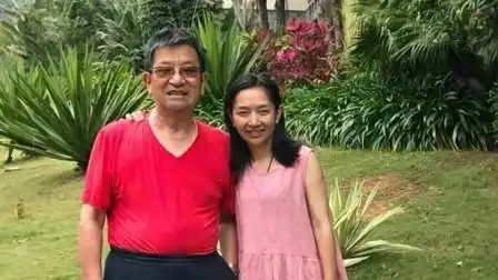 王芳老公罕见曝光,是著名科学家每天忙的要命,女儿全靠自己照顾
