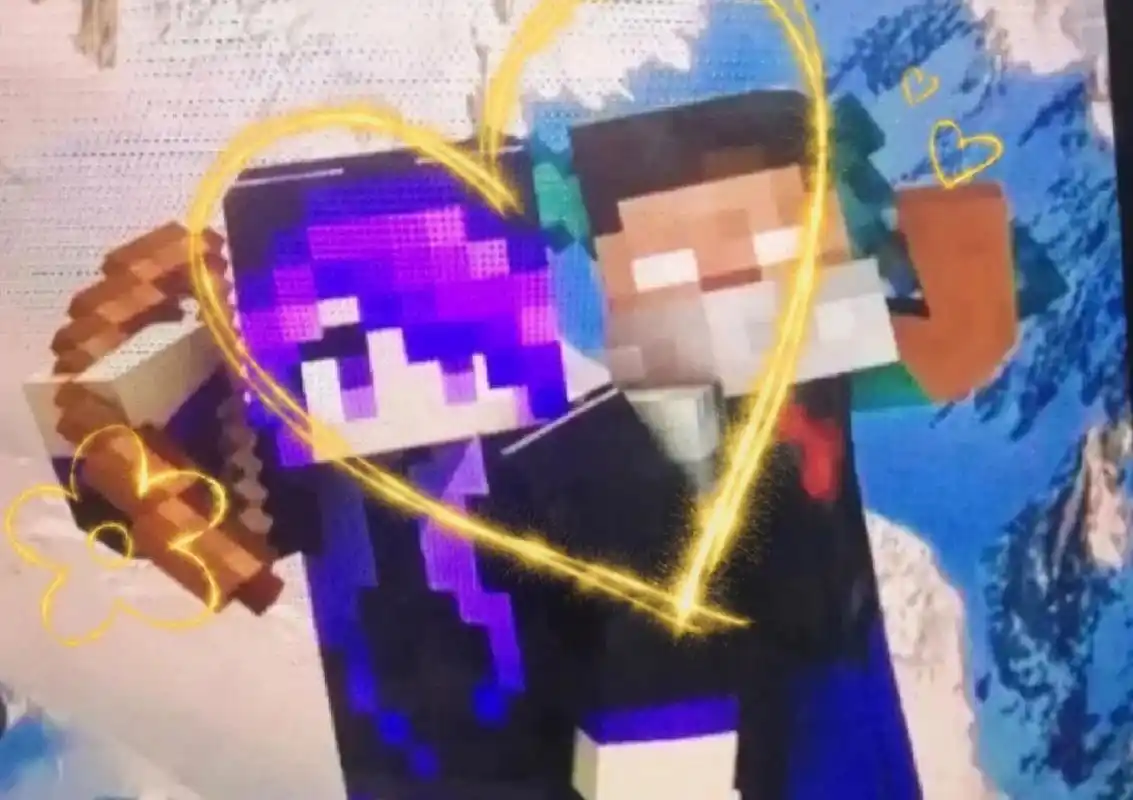 末影女王与him的"虐"爱(6) him与赛里斯带着一群手下匆匆赶到矿井时