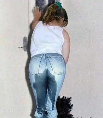 真是吓死宝宝了,美女尿裤子,有图有真像