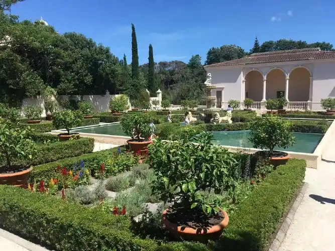 汉密尔顿大花园中的意大利式,毛利式,日式,中式,英式庭院