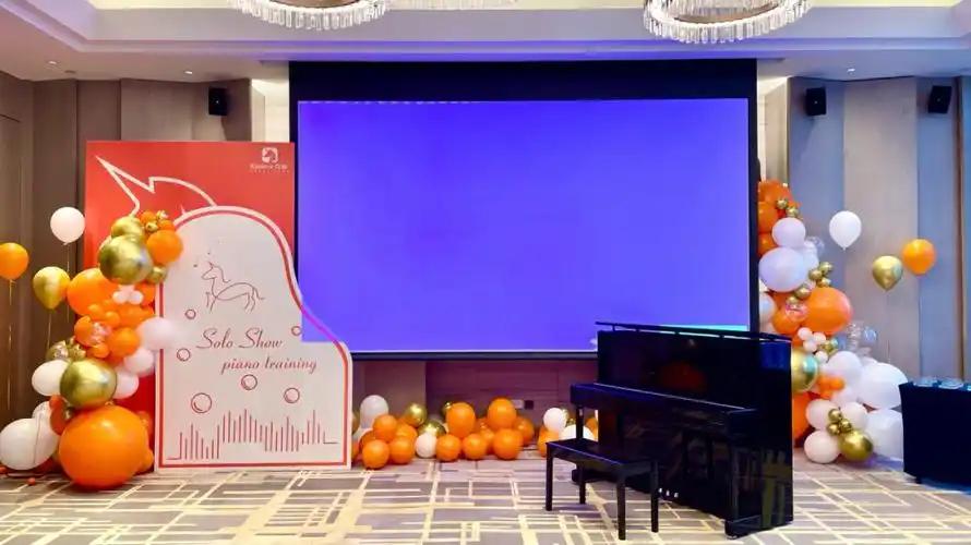 小预算会场布置