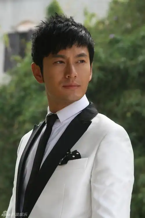 高清组图:《暗香》台湾中天上档 黄晓明造型百变_高清图集_新浪网