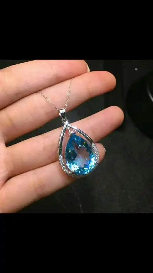 93天然托帕石吊坠97水滴款式 简单大方 925纯银镶嵌 特惠价 喜欢