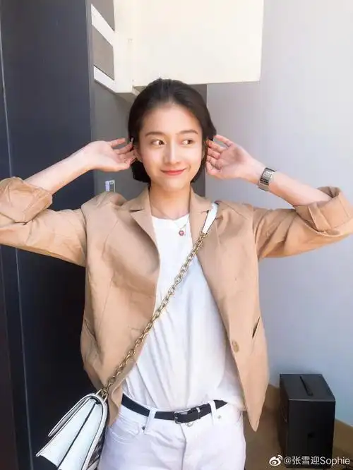 张雪迎微博,张雪迎发微博纪念自己的第一次短发