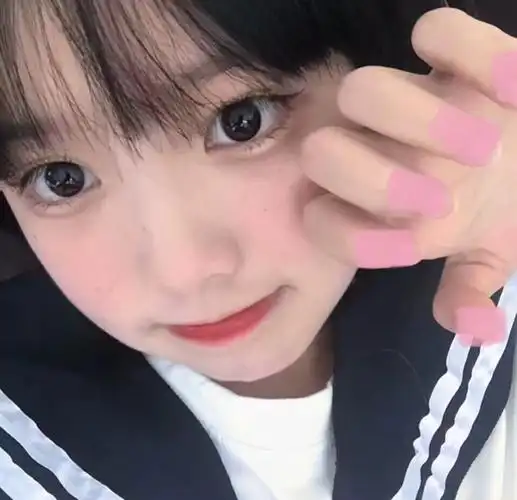 想求各位妹妹赐我这个大龄女青年一个绿茶头像