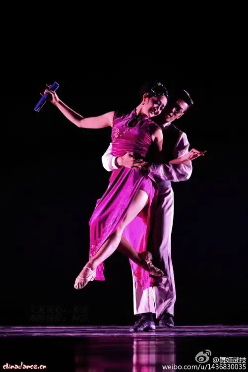 古典双人舞《情缘》--《两个身体—中外经典双人舞gala》