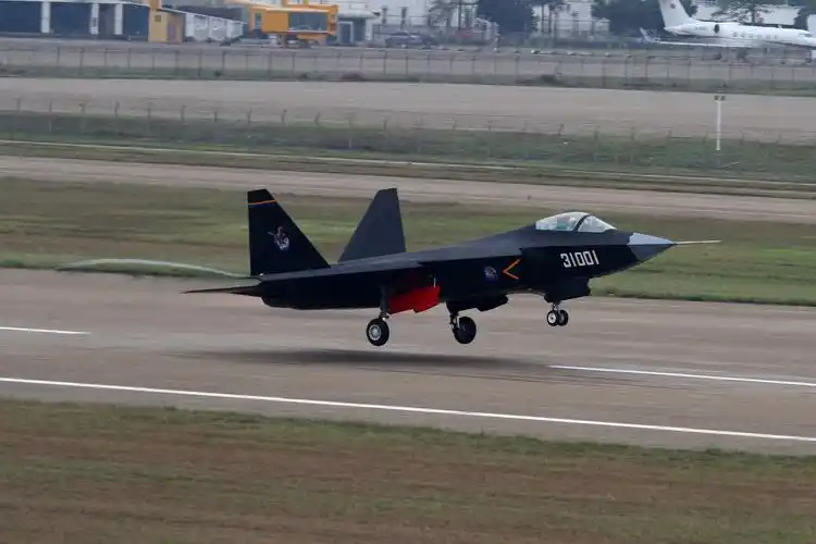 歼—31新舟600-1翼龙Ⅰ成都飞机设计研究所在2016中国航展上将设立