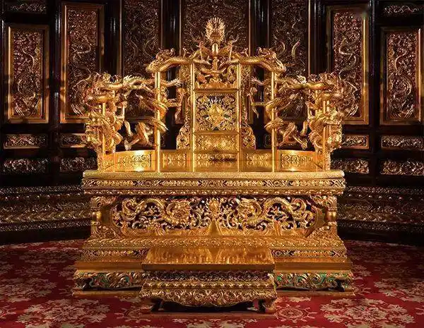 古代帝王权威的象征 —— 雕龙宝座_中国_扶手椅_雕刻