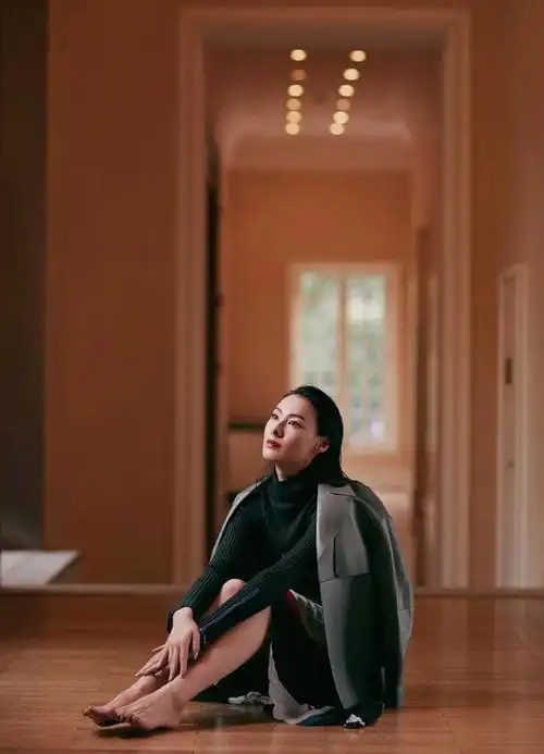 性感女神——梁洛施