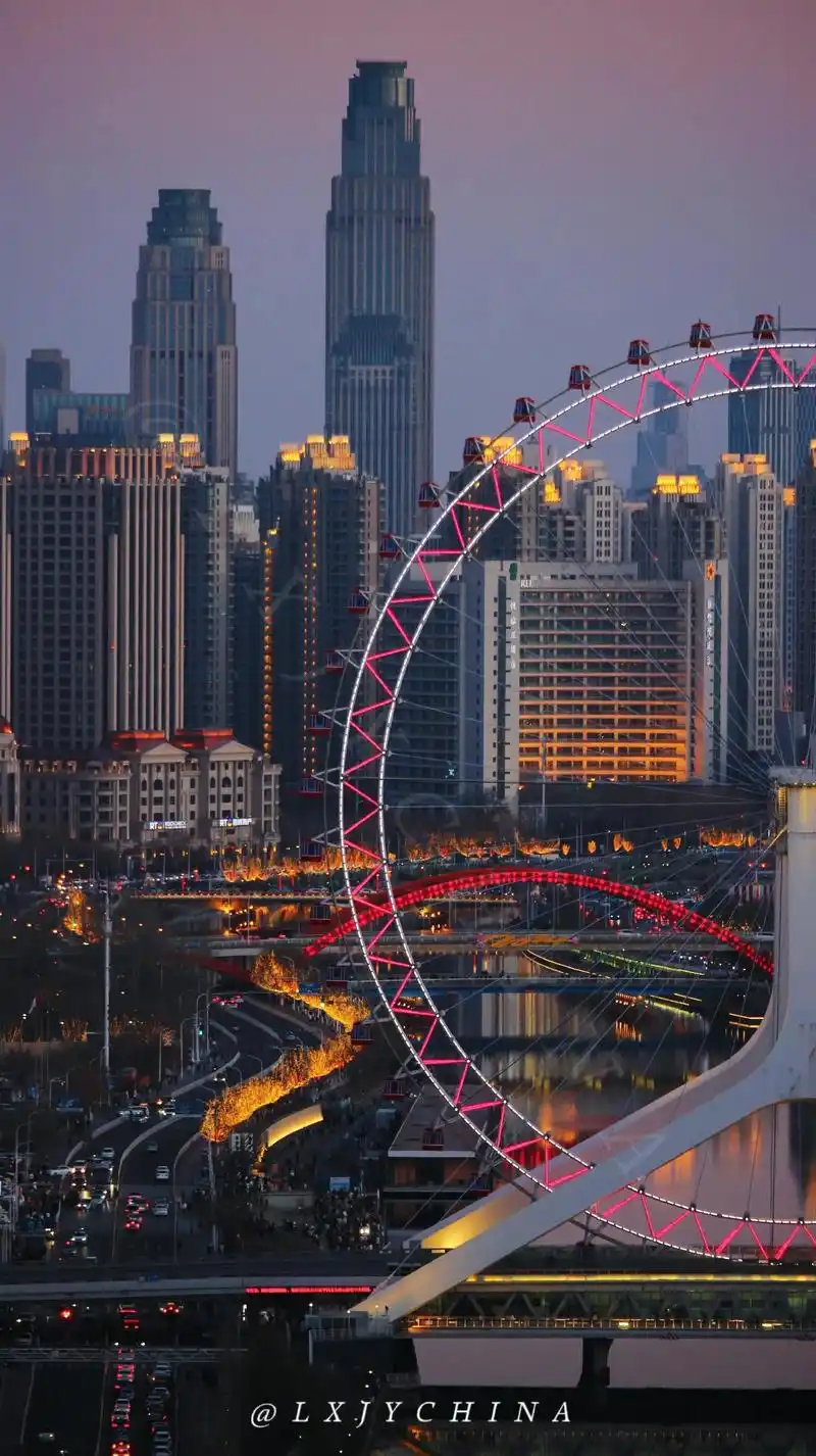 总要来天津看一眼天津之眼吧～#天津 #天津的夜景有多美 #天 - 抖音