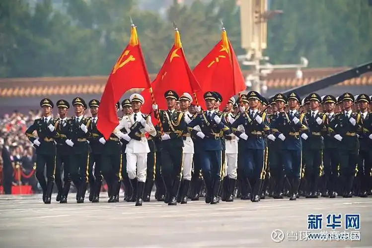 国庆大阅兵燃爆全场,东风-41,巨浪-2,长剑-100,轰-6n…这些"大国