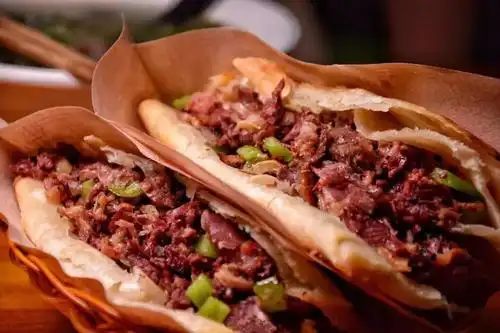 魔幻河北 雾霾笼罩下的荒诞美学 | 冇文化