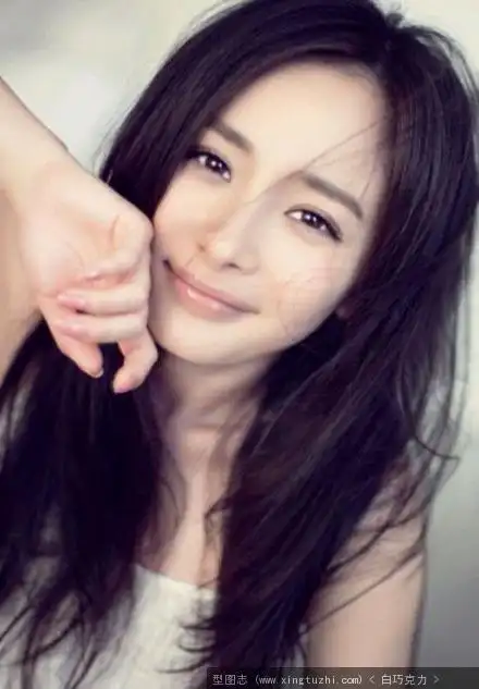 高颜值杨幂不惧大头照,历来大头照都是颜值.