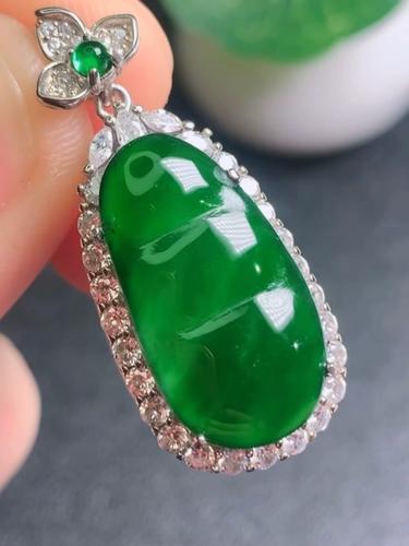 危地马拉天然a货翡翠s925银镶嵌冰胶润精品精致满绿满色福豆吊坠