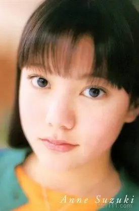 茂木夏树是谁演的,《头文字d》茂木夏树扮演者铃木杏个人资料简介