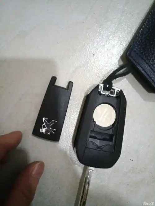 二保了教大家换308钥匙电池