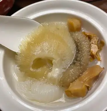 速冻鱼翅小金钩翅半成品30只一包 23元一只