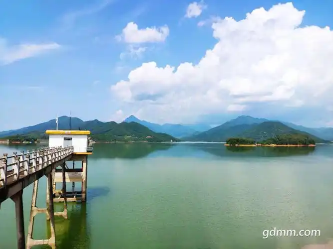 电白罗坑水库看起来很美可是好玩吗